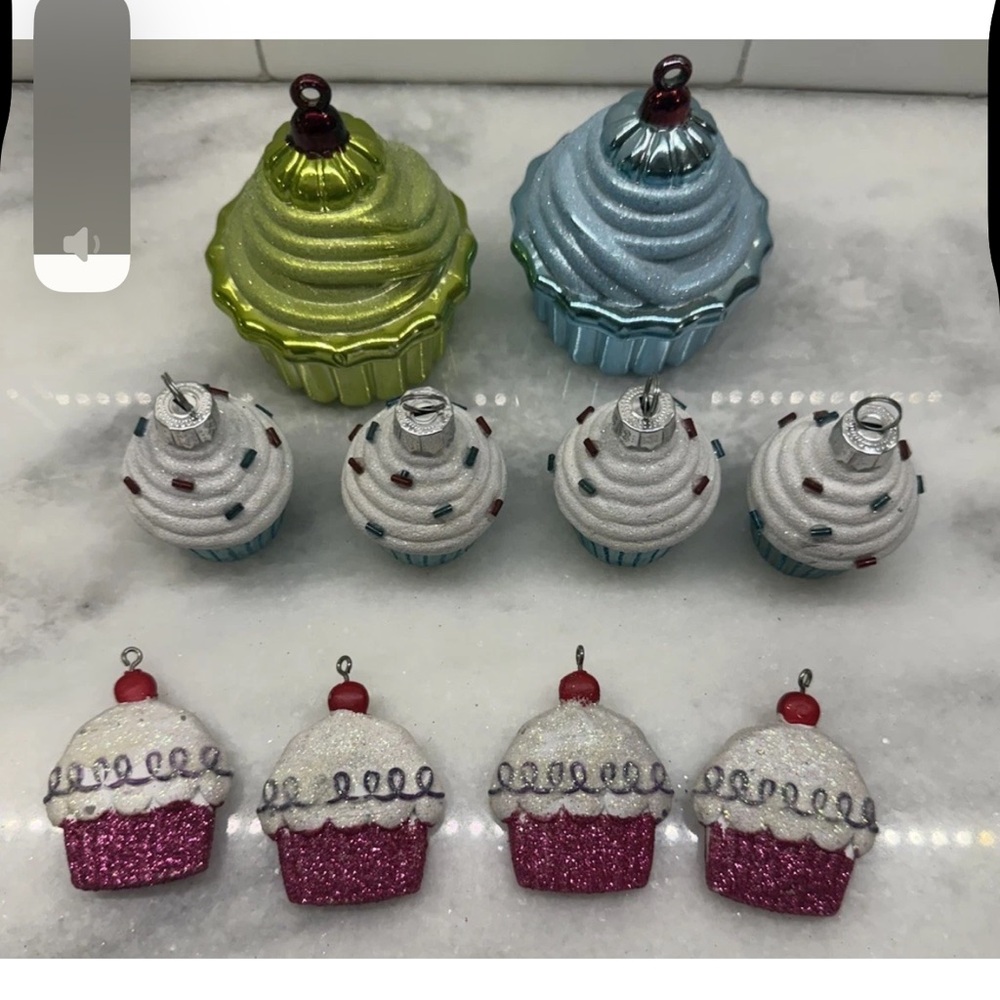 Colorful Cupcake Ornaments Set